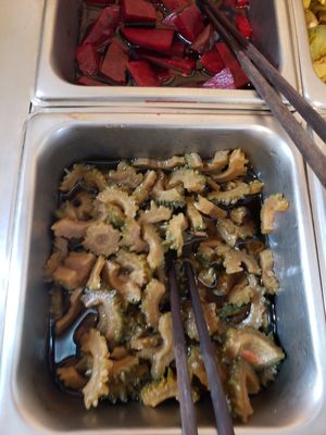 Pickled bitter melon at Han Gwa Chae - 한과채 in Seoul