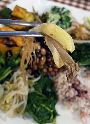 Peanut sprout =) at Han Gwa Chae - 한과채 in Seoul