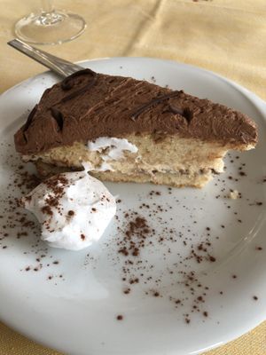 Torta con crema agli arachidi salate  at Hotel Ristorante Onda Azzurra in Albisola Superiore