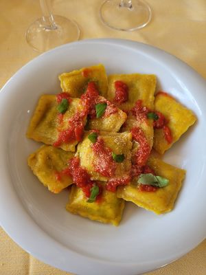 Ravioli boragine e erbette   at Hotel Ristorante Onda Azzurra in Albisola Superiore