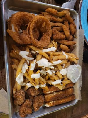 Starter platter at Vida Eatery  in Bakersfield