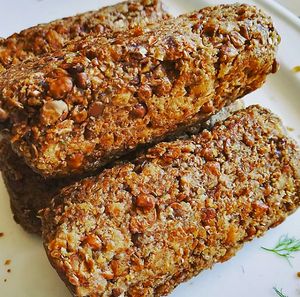 Polpettoni de lentecjas, avena y soja. at The Vegan - Pop Up in La Coruna