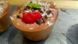 Raw cacao tartalette at The Vegan - Pop Up in La Coruna