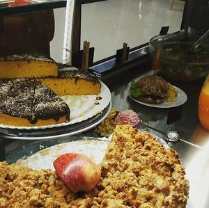 Vegan, gluten free, sugar free, vegetarian and macrobiotic options. at Natura Bolhao in Porto