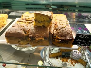 traditional "meat" cake at Natura Bolhao in Porto