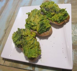 Tostadas palta (mashed avocado toastie) made with sourdough rye bread.  at Wake Up Cafe in Punta Arenas