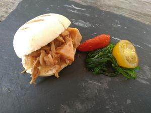 Broodje jackfruit at Het Ruiterhuys in Castricum