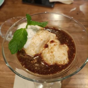 Ice cream at Gung Ho! Pizza in Beijing