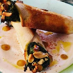 Cannolo croccante con spuma di cicoria  at Veg Joy in Rome