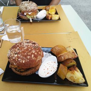 The amazing burgers at Veg Joy in Rome