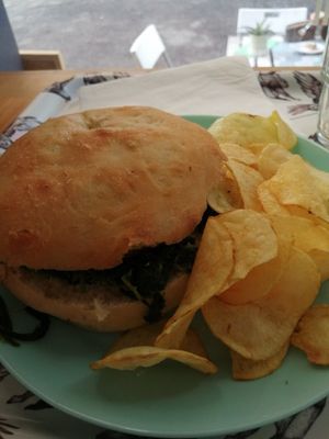 Burger gourmet at Veg Joy in Rome