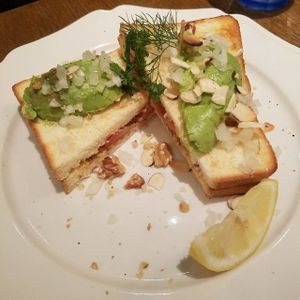 sandwich at Futaba Fruits Parlor in Tokyo