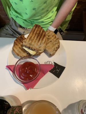 Vegetarian tosti at Kattencafé Balthazar in Nijmegen