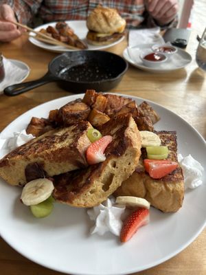 Vegan French toast! A must try on the brunch menu!  #Veganuary at Vegolution in Saint John