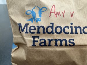 Cute bag! Too bad this place isn’t vegan tho. I’m sure the cow would appreciate it 🙏🐄  at Mendocino Farms in San Mateo