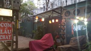 Outside at Tam An Lac - Dong Da District in Hanoi