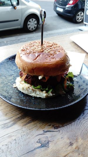Fresh burger by Attila H... at Attila Hildmann Organic Snackbar II in Berlin