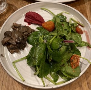 Salade réalisée sur demande !   at Hape  in Lyon