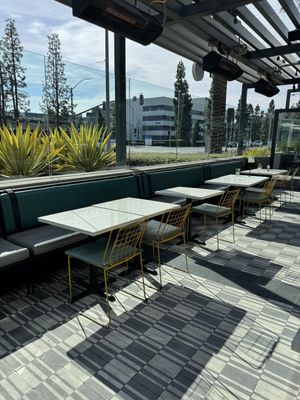 Outdoor Seatingg  at Tender Greens in El Segundo