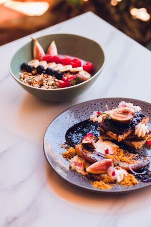 French toast with caramelised banana, fresh figs, coconut cream and house jam at No Bones in Byron Bay