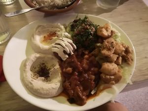 Vegan plate at Houmous & Co in Strasbourg