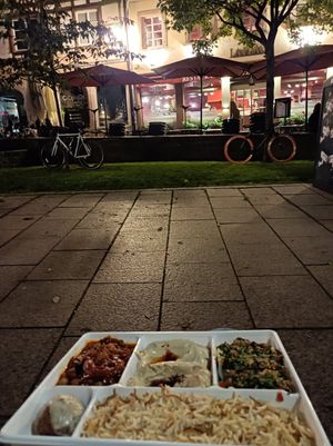 L'assiette vegan for takeaway at Houmous & Co in Strasbourg