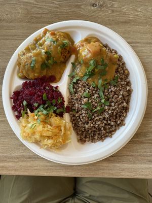 Curry non-meatballs with buckwheat and salads  at Soczysta Strawa in Lublin
