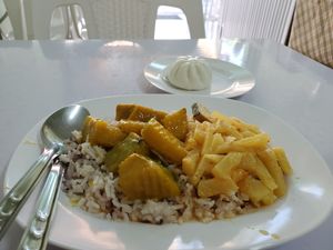 Breakfast in Chiang Mai at Yok Vegetarian Food in Chiang Mai