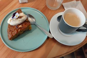 Carrot cake at Itsy Bitsy in Lille