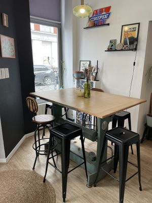 Inside  at Itsy Bitsy in Lille