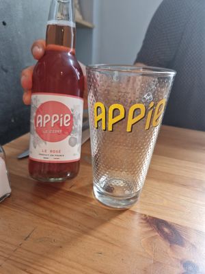  at Itsy Bitsy in Lille