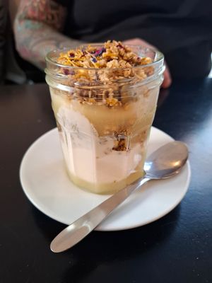 Coconut yoghurt with pear at Itsy Bitsy in Lille