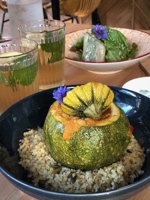 Courge farcie végétalienne at Itsy Bitsy in Lille