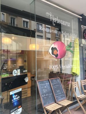 entrance at Herbosaurus in Rennes