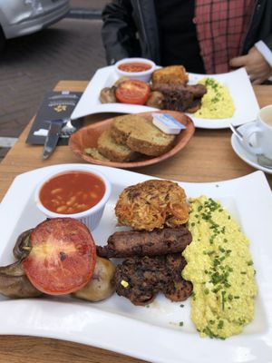 Vegan breakfast at Greenwoods in Amsterdam