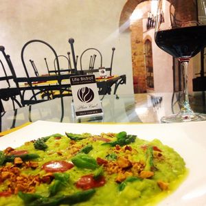 Organic Risotto, fresh mint, almond and raspberries at Life Bistrot in Volterra