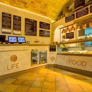Food by weight Room Buffet and Software Scales at Life Bistrot in Volterra
