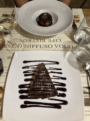 Chocolate deserts  at Life Bistrot in Volterra