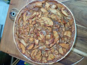 Quiché de Manzana. at Obrador La Osa in Sevilla