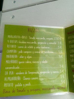 Vegan pizza made to order at Obrador La Osa in Sevilla