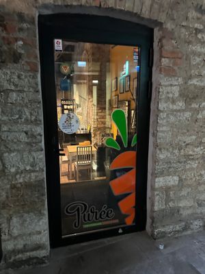  at Purée Health Bar in Tallinn