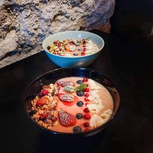 The best smoothiebowl in town at Purée Health Bar in Tallinn