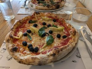  at Mister Pizza - Via Pietrapiana in Florence