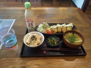 Nice vegan set. at Raku Robi Kitchen in Naha