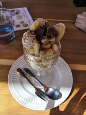 Chocobanana parfait at Raku Robi Kitchen in Naha