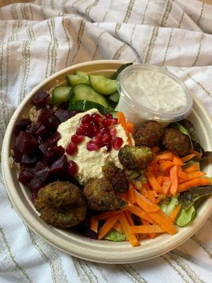  at Dean & David in Gottingen