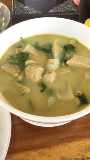 Green curry  at Suan Eakaparp Vegetarian - สวนเอกภาพ อาหารเจ素食餐廳 in Pattaya