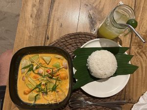 Vegetable curry and rice. Calamansi juice.   at Monkey Business in San Juan Siquijor