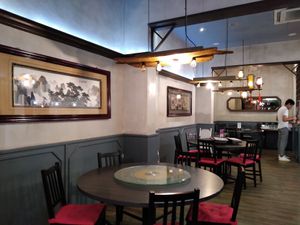 Cosy ambience (can be cold) at New Fut Kai Vegetarian 新佛界素食 in Central Singapore