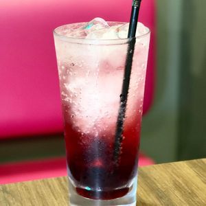 Sparkling mix berries at New Fut Kai Vegetarian 新佛界素食 in Central Singapore